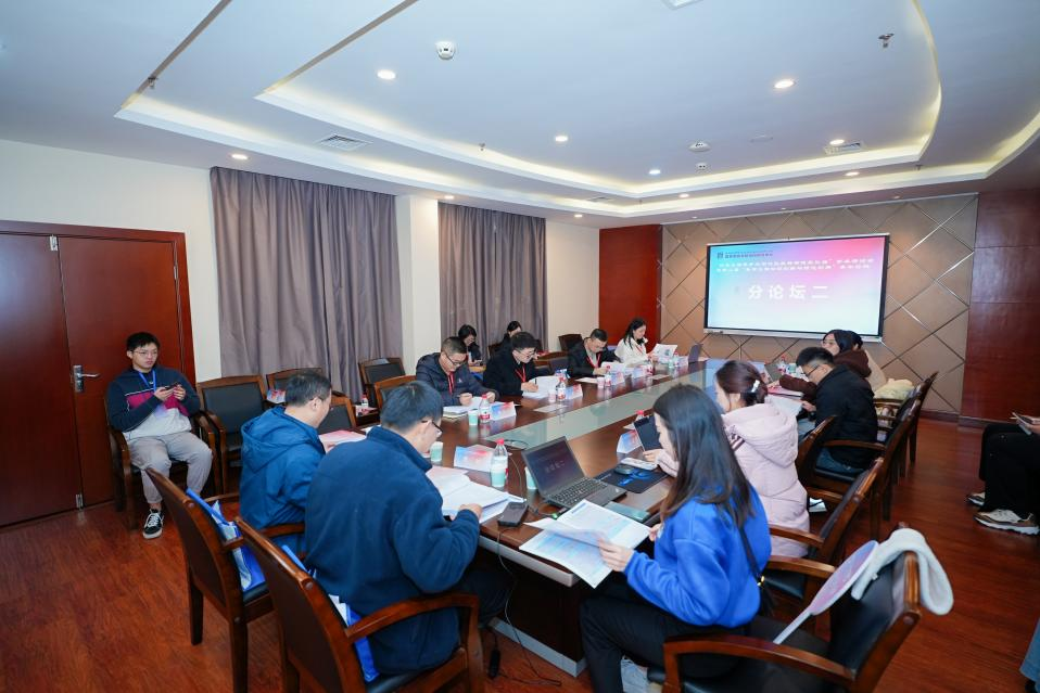 文件名称:b377fff3-5a5b-40b4-9b82-f6c4136903b0.jpg原图大小:NaNGB